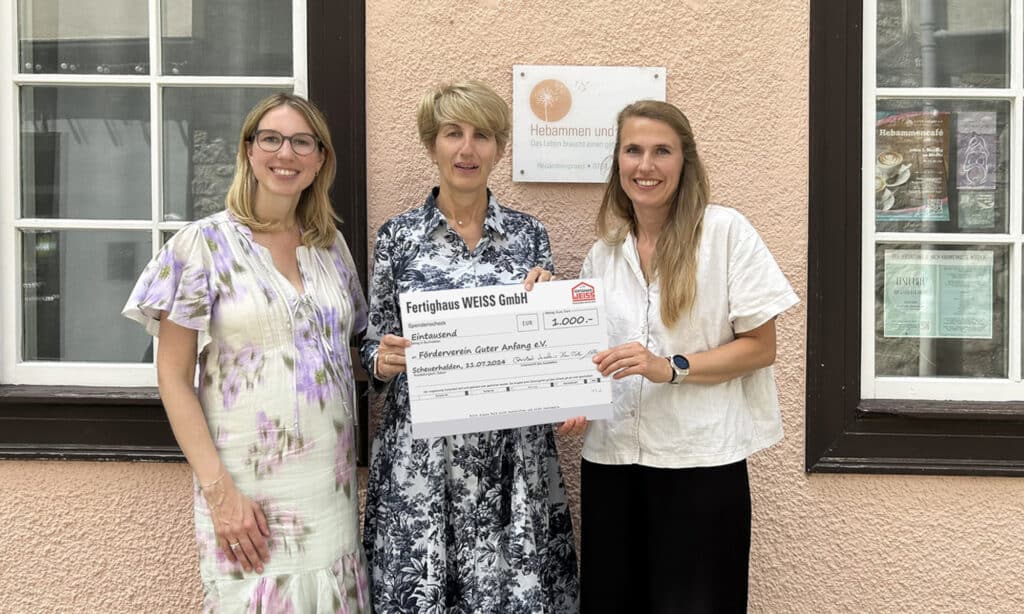 Fertighaus WEISS spendet an Hebammenverein Guter Anfang e. V.